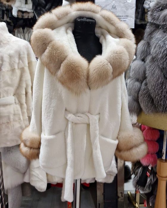 Blăniță vulpe și alcantara