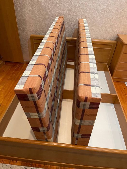 Продается мебель спальный гарнитур