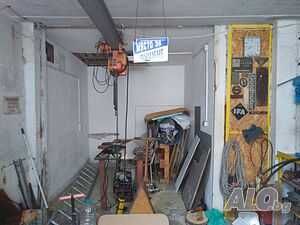 Дава под наем склад