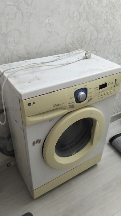 Продам стиральную машину