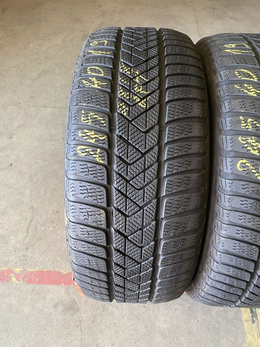 Anvelope iarna 245/40/19 Pirelli Sottozero 3 RFT 245 40 19 R19