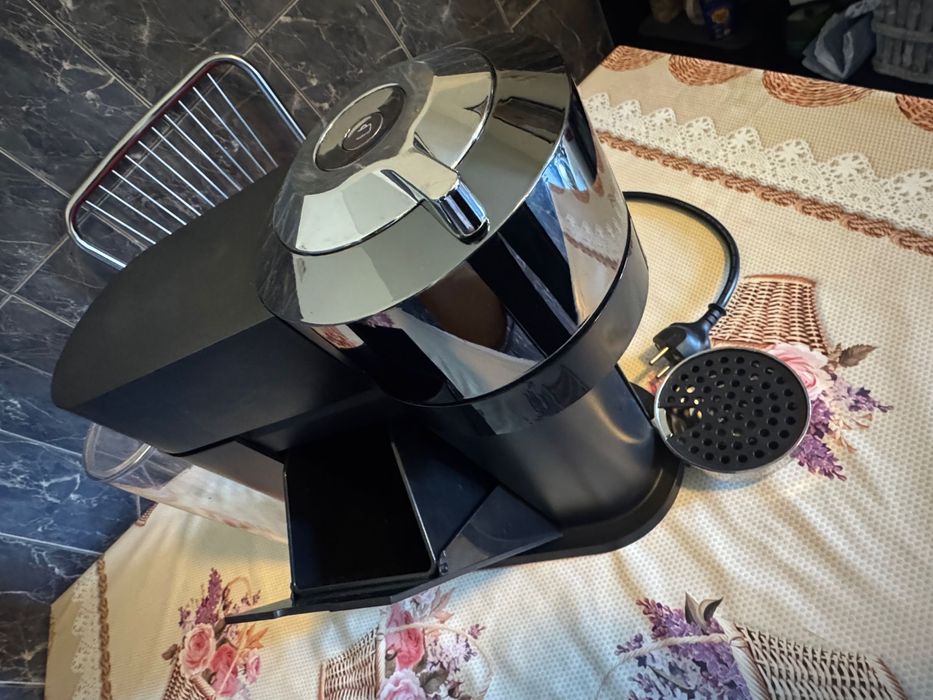 Espressor Nespresso Vertuo Next
