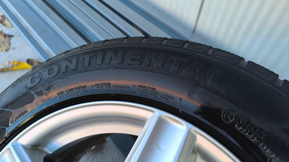 Джанти с гуми 5х113 18ц