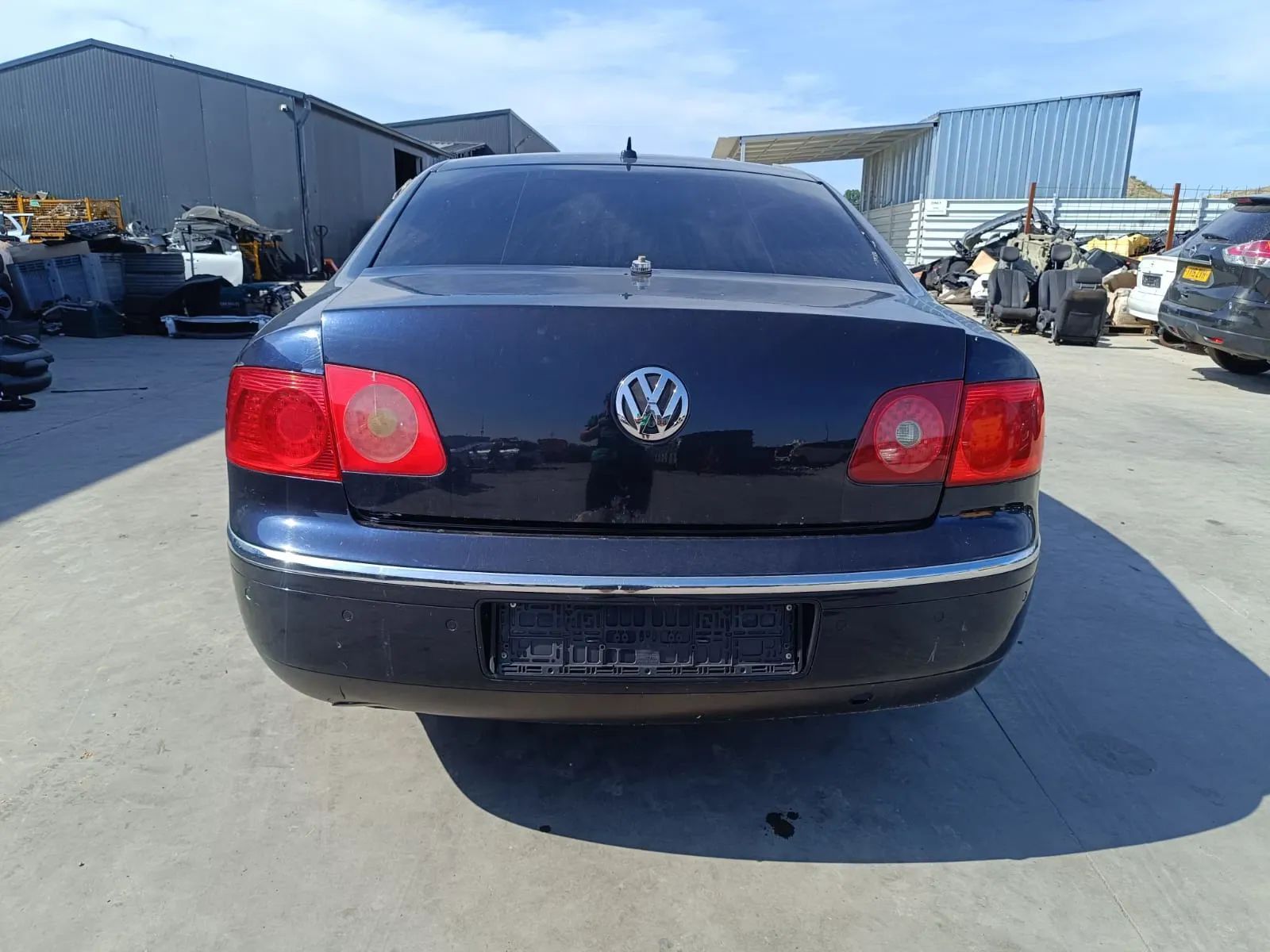Dezmembrari / Dezmembrez Volkswagen Phaeton 3.0 CEXA cutie viteze KUK cod culoare LR5W
