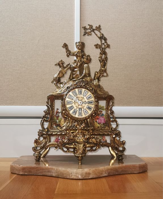 Часовник френски бароков каминен бронз керамика уникален супер запазен