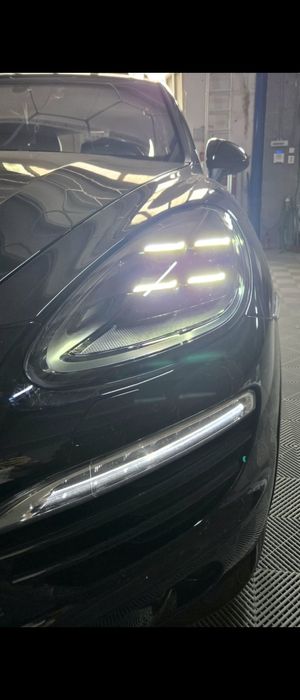 Faruri Full LED Porsche Cayenne  2011- 2023 look 2023/2024