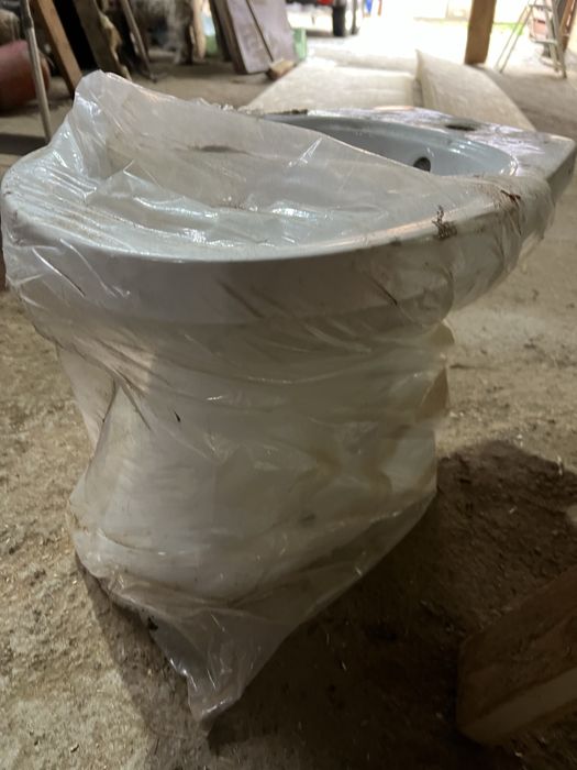 Bideu si Vas WC cu rezervor