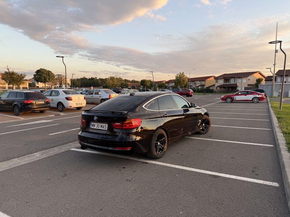 Bmw seria 3GT XDrive|Carplay