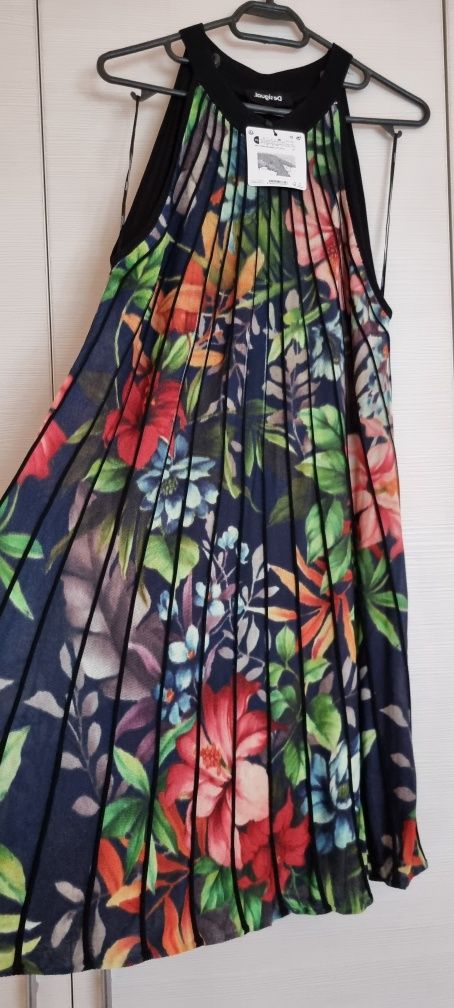 Rochie Desigual XL nouă