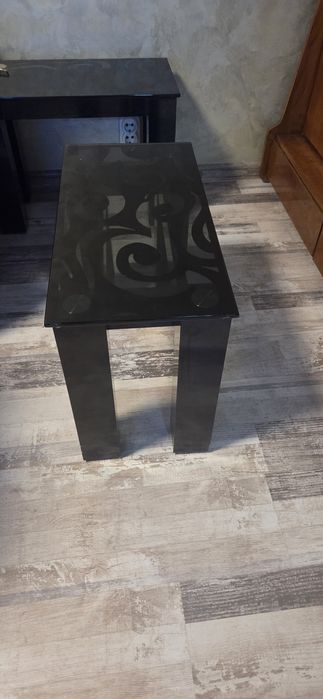 Холни масички стъкло и дърво