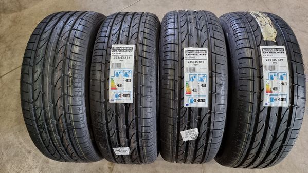 235/45/19/bridgestone/4piese/runflat