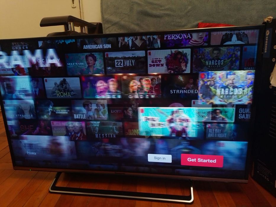 Smart tv 102cm (defect)