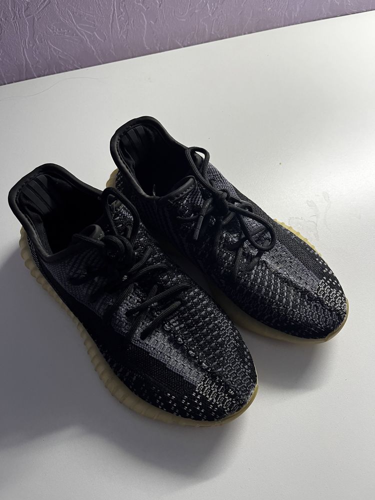 Adidas Yeezy черные 36 размер