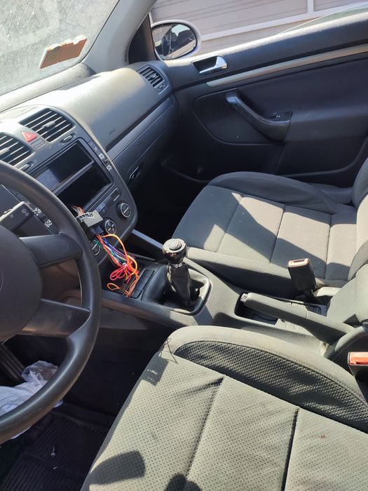 Dezmembrez vw golf 5 BKC