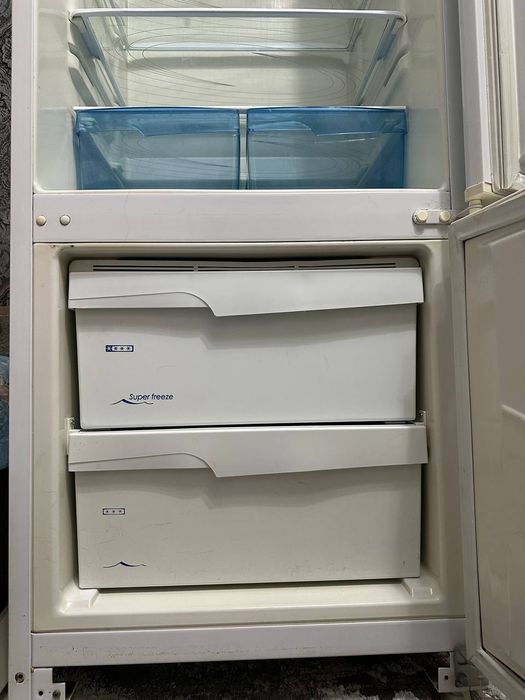 Холодильник Российскии Pozis