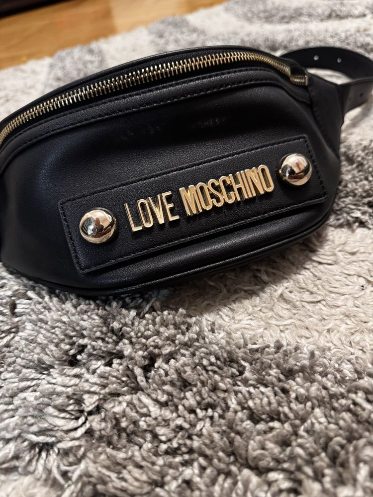 Love Moshcino дамска чанта за  кръста