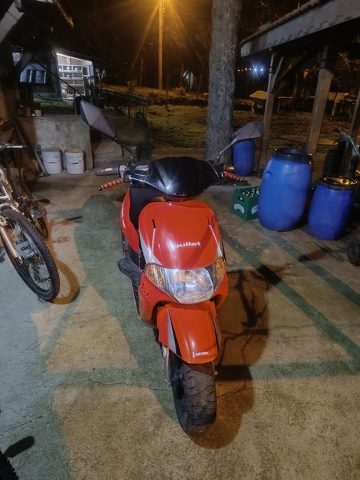 Скутер  Derbi Atlantis