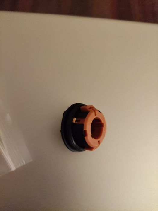 Фасунга за кола, 2 броя