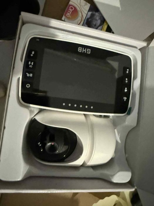 Бебефон чисто нов