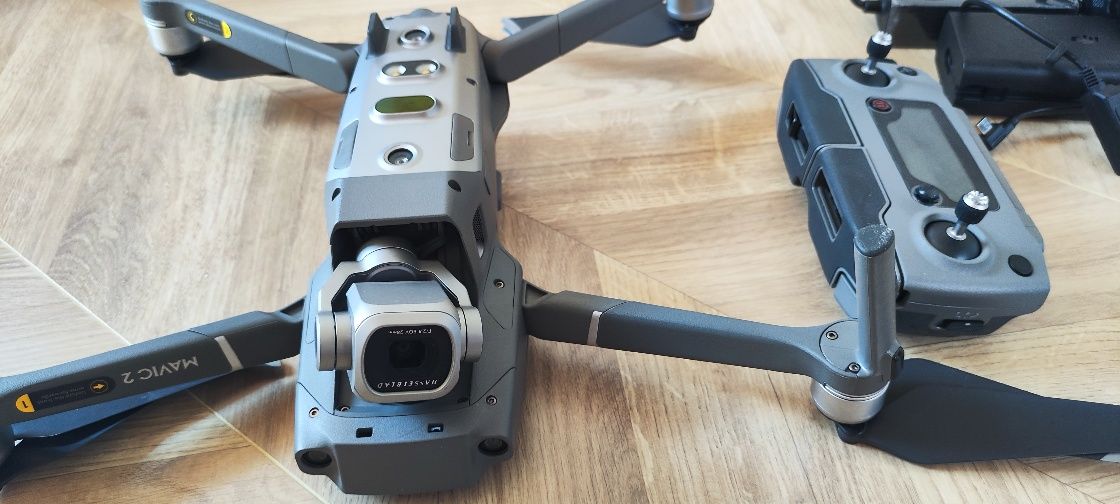 Dji Mavic 2 Pro + зарядно за кола