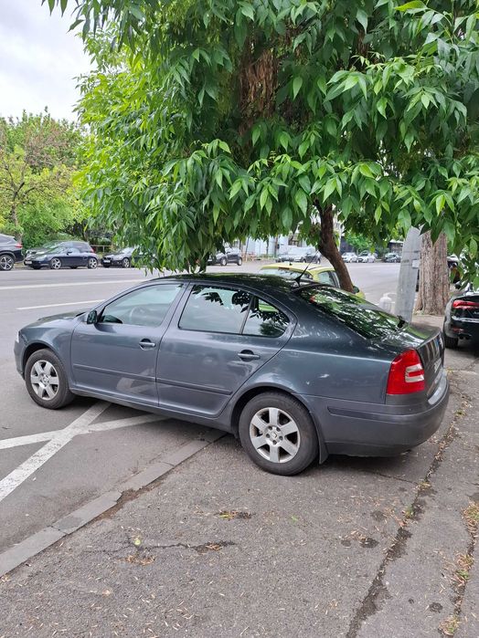 Vând Skoda Oktavia unic propietar 1,6 mpi