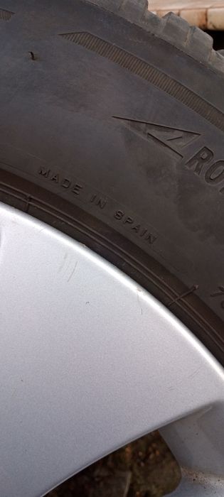 Зимни гуми Bridgestone LM005 205/60 16 цола с лети джанти Ronal