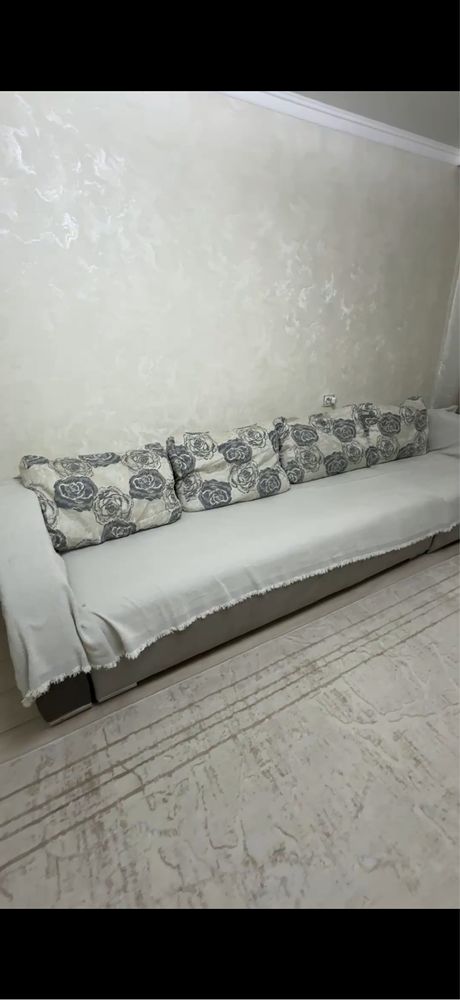 Диван б/у с креслом срочно