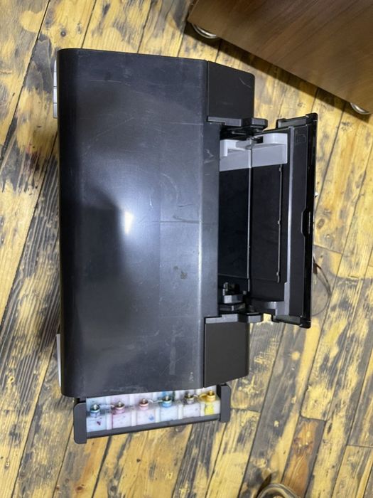 Продаётся принтер EPSON L800