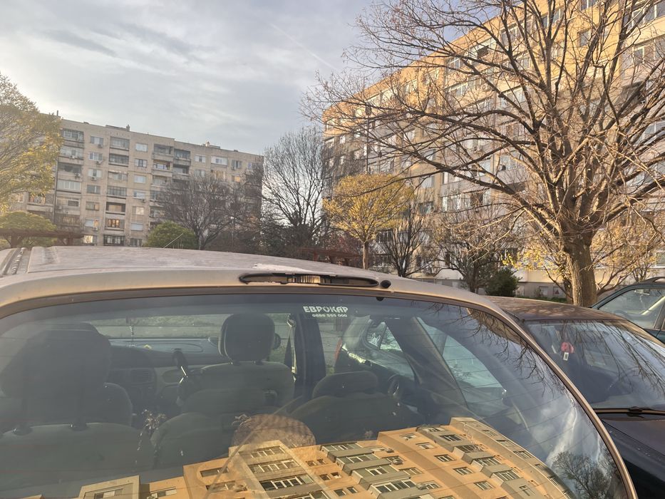 Продава се рено меган сценик