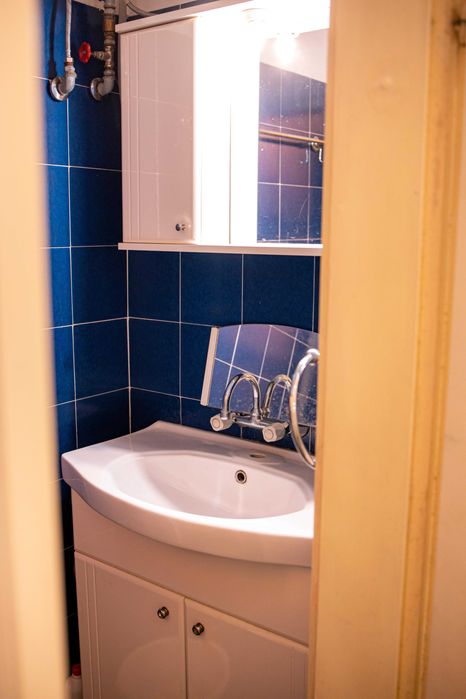 Дава се под наем Едностаен апартамент в Бургас, Център - 35 кв.м за 125 € - Снимка #4