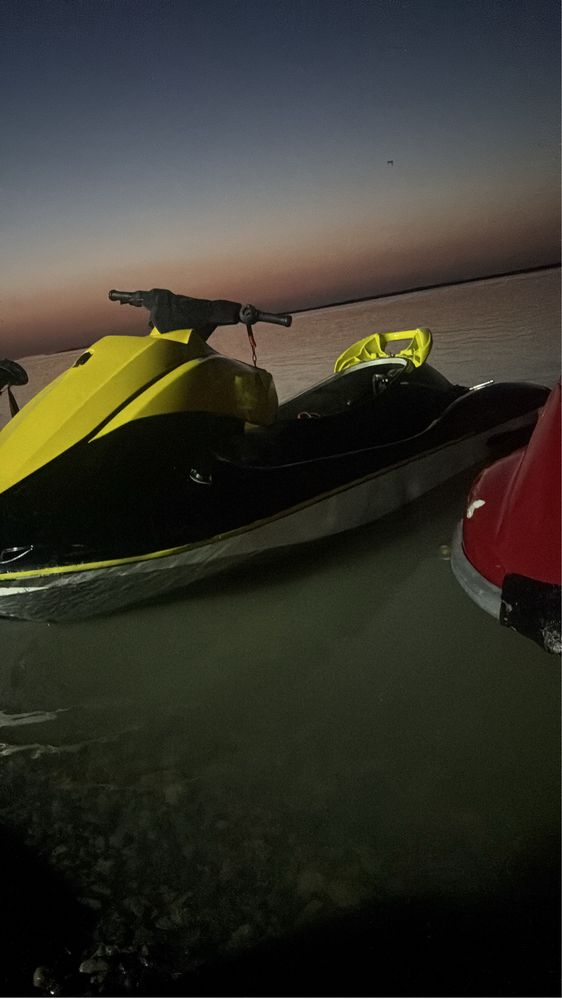 Гидроцикл vx 700