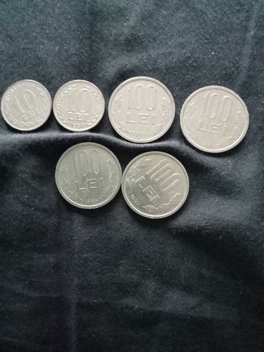 Vând monede vechi 100 și 10 lei