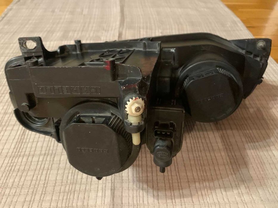 фар за Алфа Ромео 156 - 1.6 - бензин,  десен