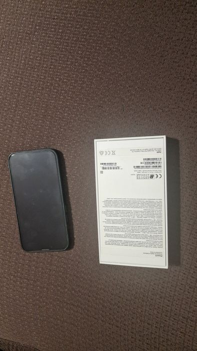 Vand lPhone 13, 128GB, 5G, culoare Midnight