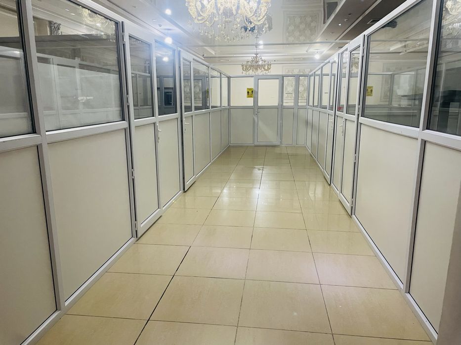 Б/у пластиковые окно двери