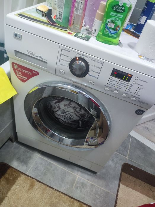 Продаём стиральную машинку LG