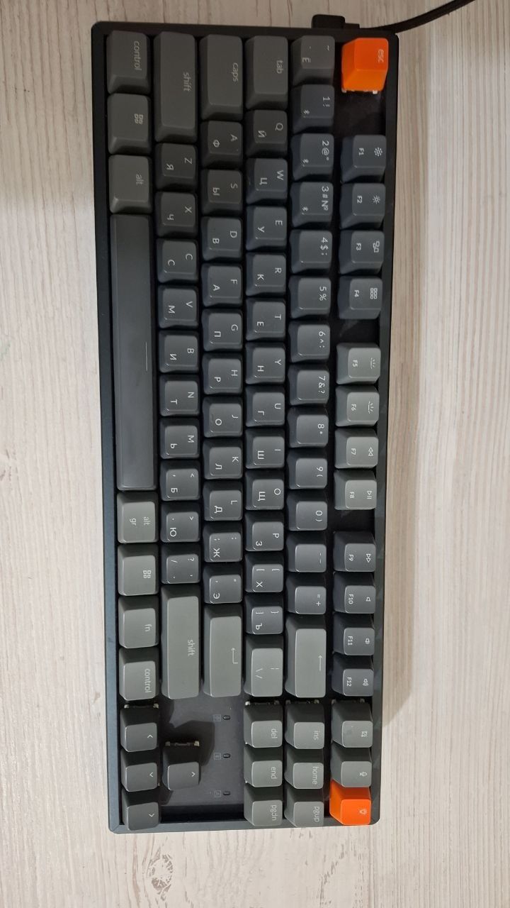 Orginal Keychron k8 + REDRAGON Bluetooth калонка