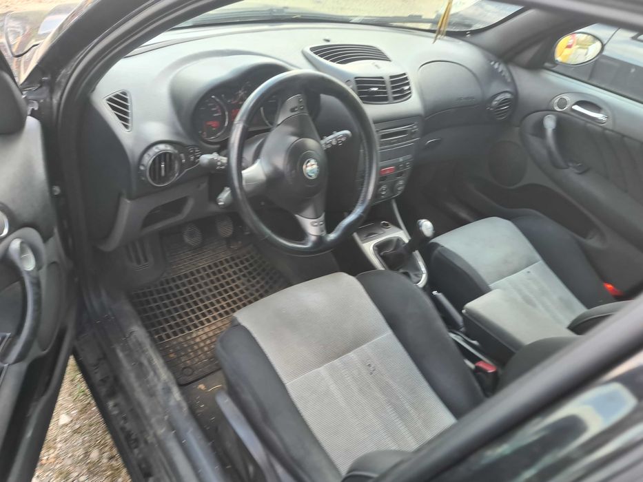 Алфа 147 1.6тс на части