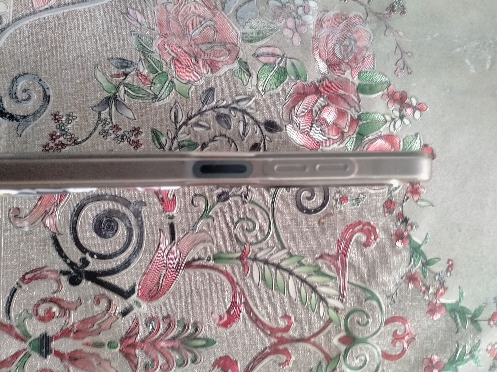 Tecno spark 20 plus
