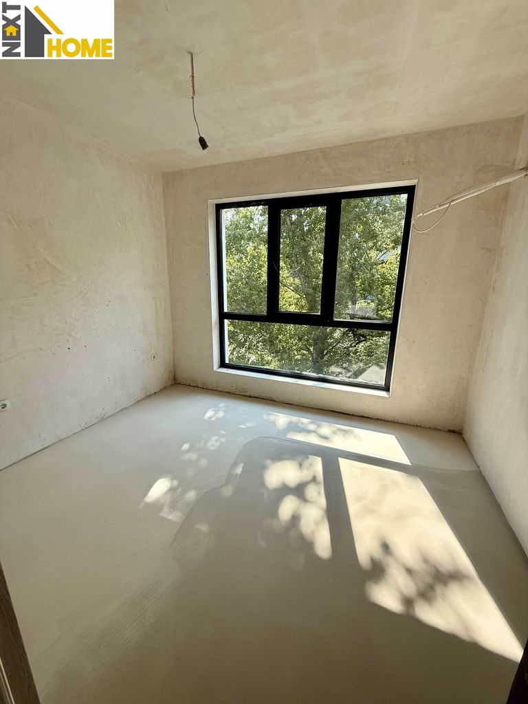 Продава се Тристаен апартамент в Пловдив, Кючук Париж - 96 кв.м за 1667 €/кв.м - Снимка #10