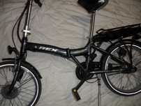 Bicicleta electrica pliabila, din aluminiu