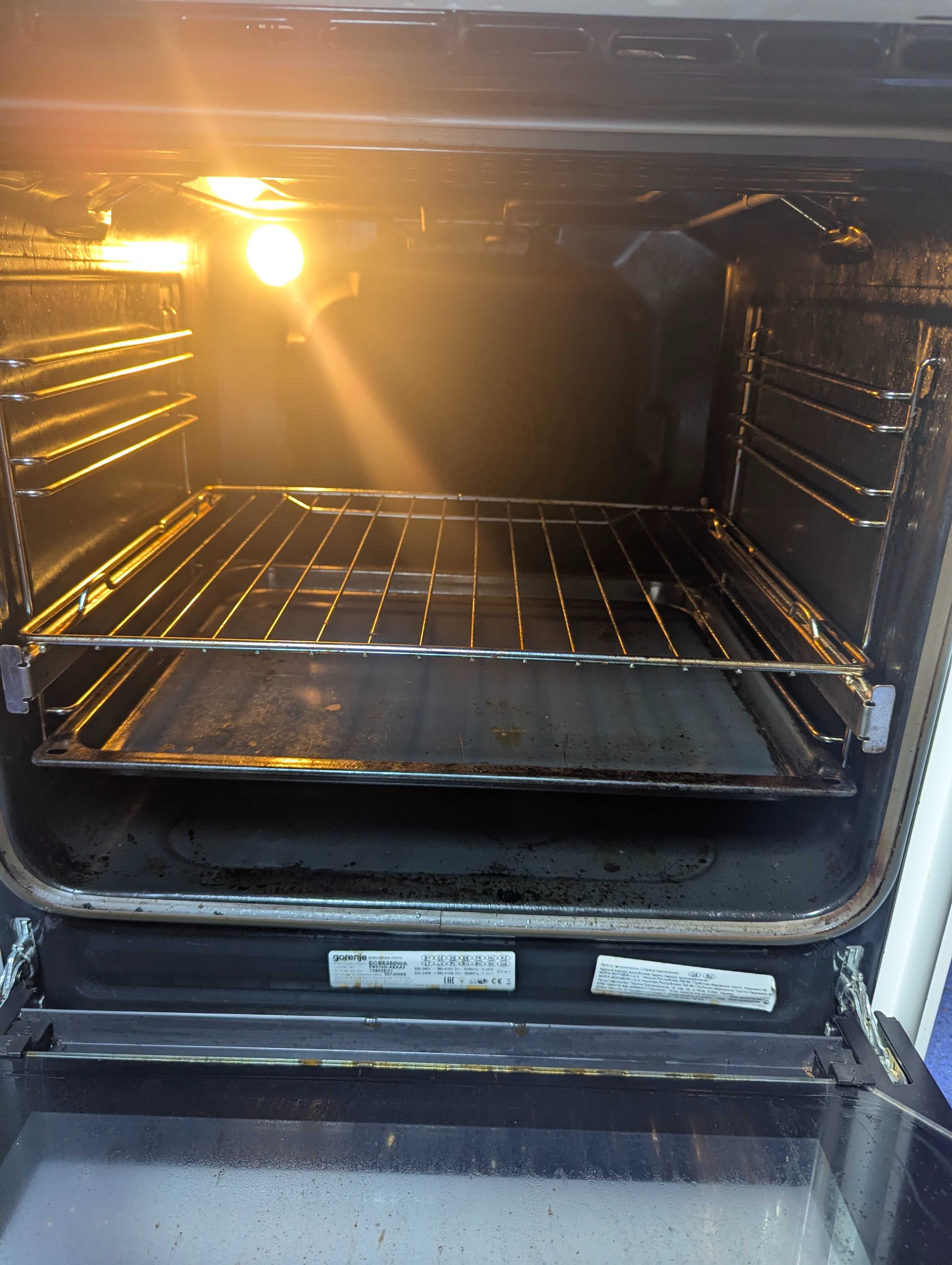 Стъклокерамична готварска печка Gorenje ECS5350WA