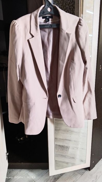 Продам пиджак 44-46 размера