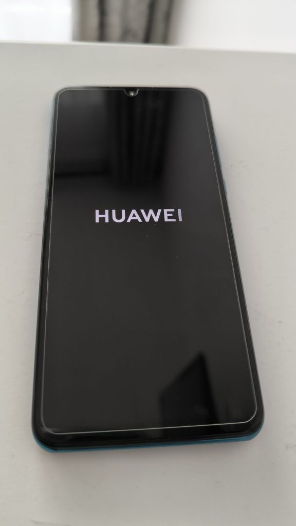 Vand telefon Huawei P30 Lite