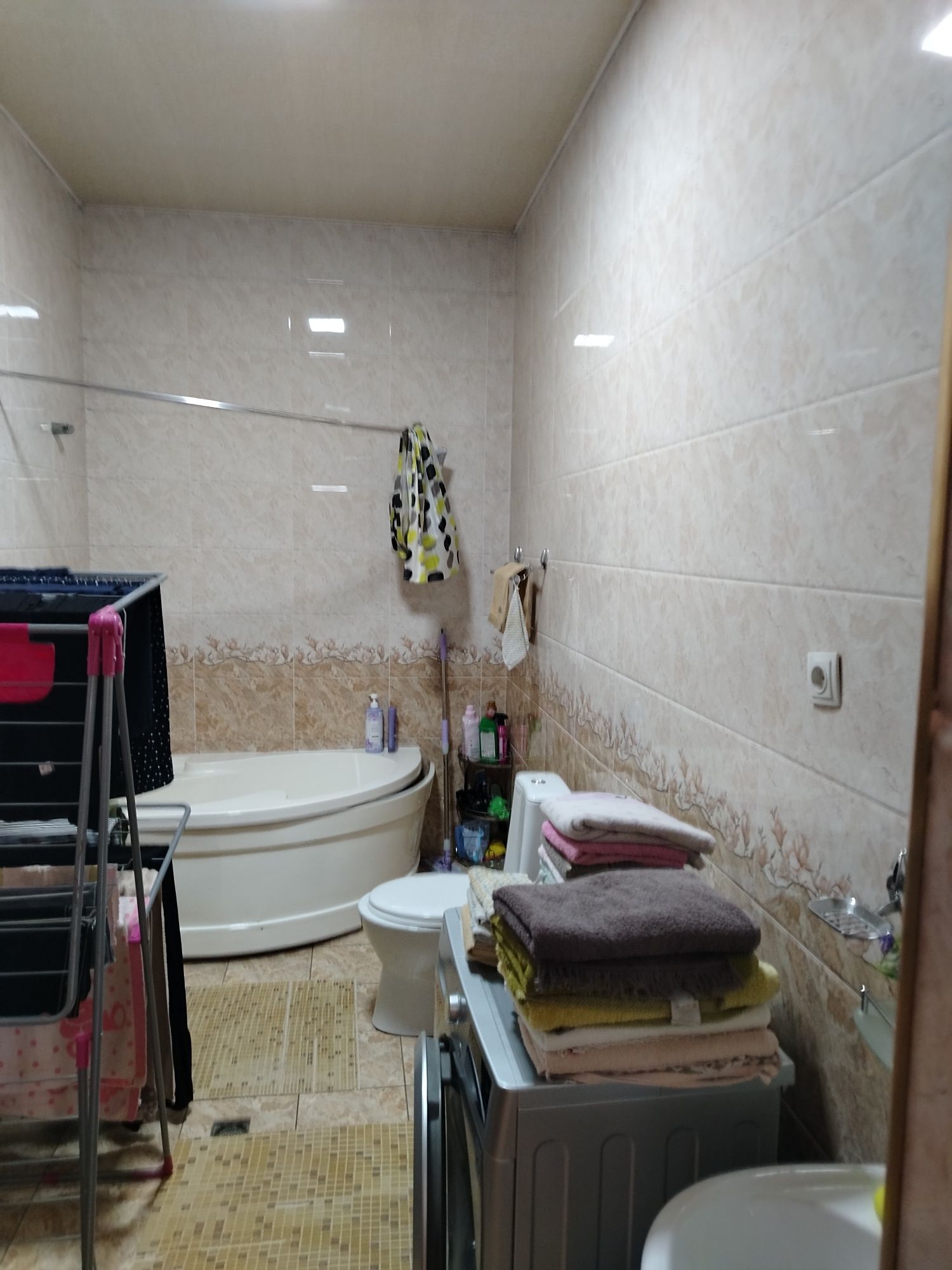 Nazarbek Harakatta 6,60 sotih tayor uy