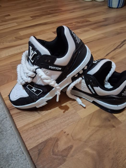 Adidasi Luis Viton