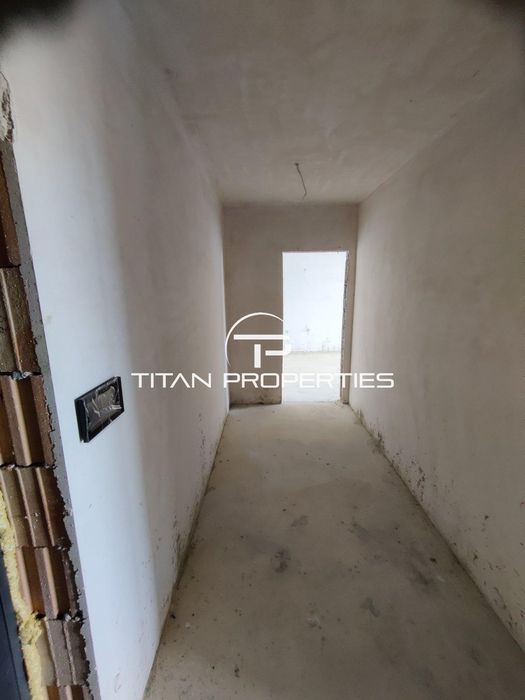 Тристаен апартамент в кв. Сарафово