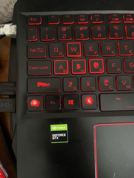 Acer Nitro 5 б/у работает отлично