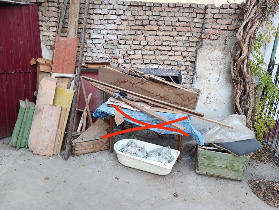 Срочно! Бесплатно отдам дрова и доски