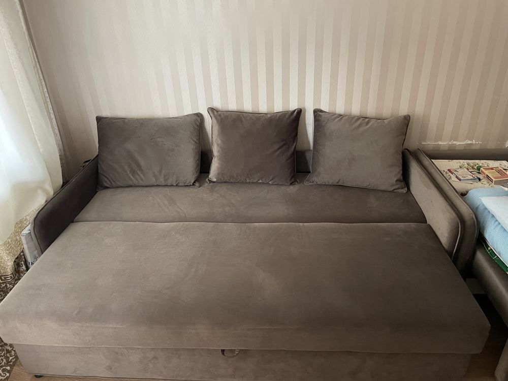 Продам новый диван!!